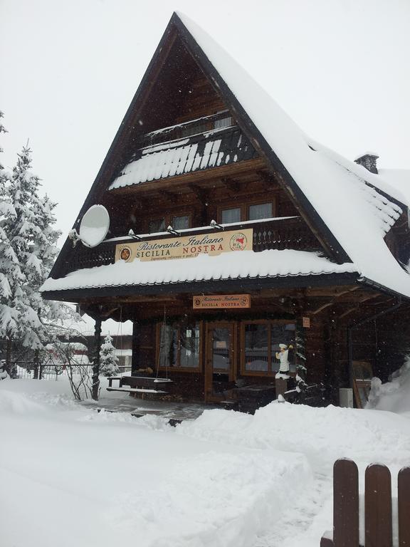 Dom Pracy Twórczej i Wypoczynku Wojtuś Acomodação com café da manhã Bukowina Tatrzańska Exterior foto